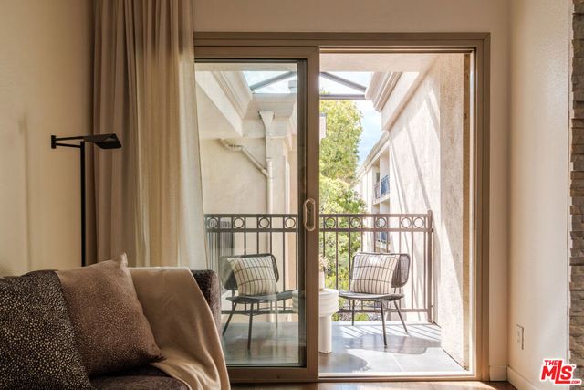 141 S Clark Drive 404, West Hollywood, CA 90048