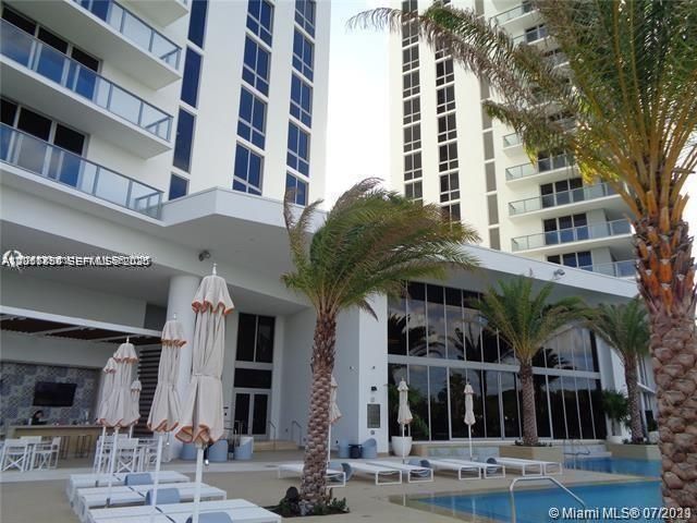16385 Biscayne Boulevard 702, North Miami Beach, FL 33160