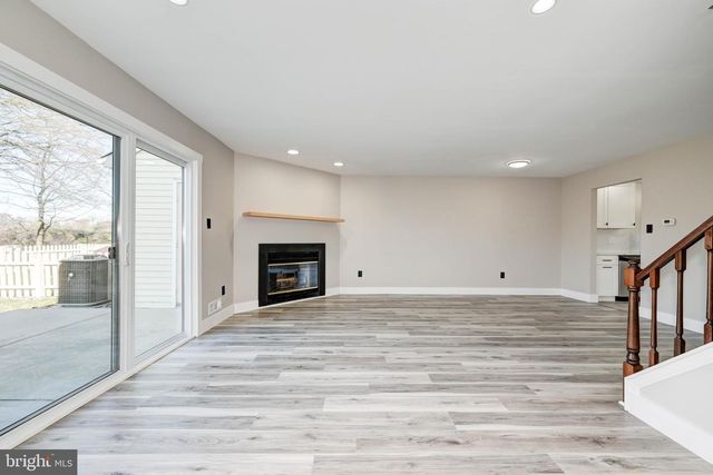 133 CROWN PRINCE DR, Marlton, NJ 08053