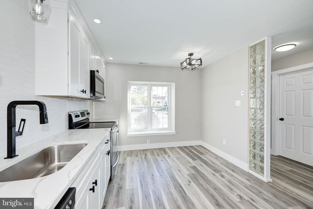 133 CROWN PRINCE DR, Marlton, NJ 08053
