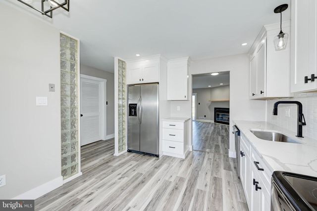 133 CROWN PRINCE DR, Marlton, NJ 08053