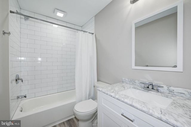 133 CROWN PRINCE DR, Marlton, NJ 08053