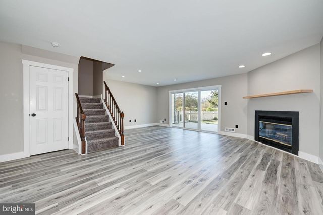 133 CROWN PRINCE DR, Marlton, NJ 08053