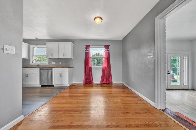 310 Daladier DR, Vinton, VA 24179