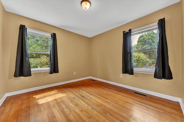 310 Daladier DR, Vinton, VA 24179