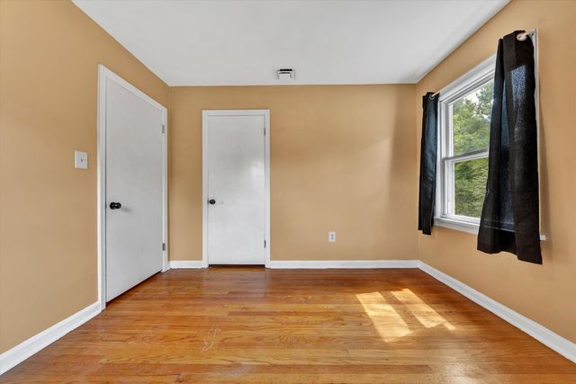 310 Daladier DR, Vinton, VA 24179