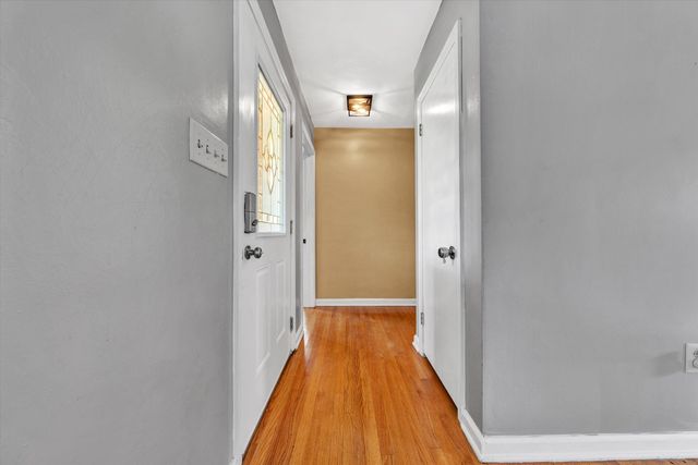 310 Daladier DR, Vinton, VA 24179