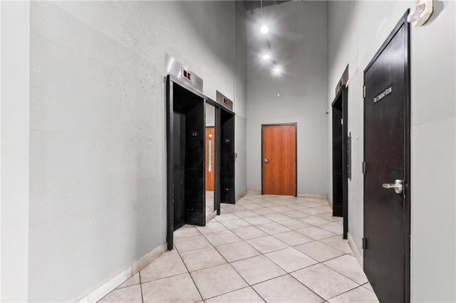 600 Admiral Boulevard 1802, Kansas City, MO 64106