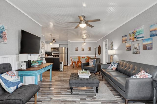 6275 State Highway 361 109, Port Aransas, TX 78373