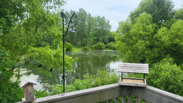 1043 Honeysuckle Lane SE, Cambridge, MN 55008