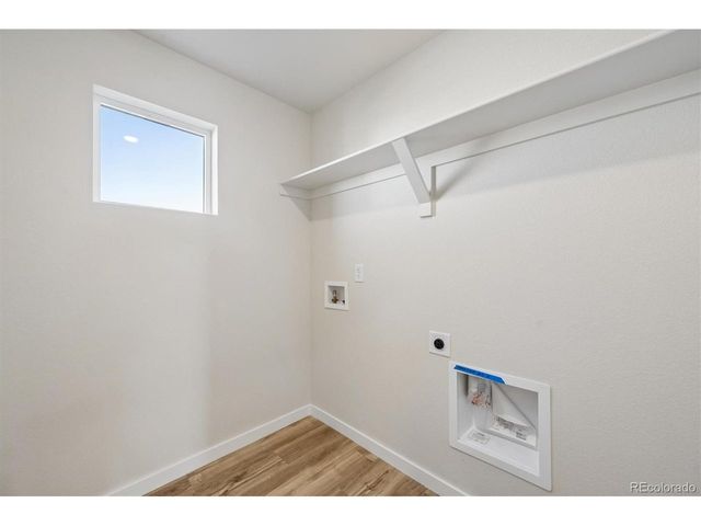 19094 E 93rd Dr, Commerce City, CO 80022