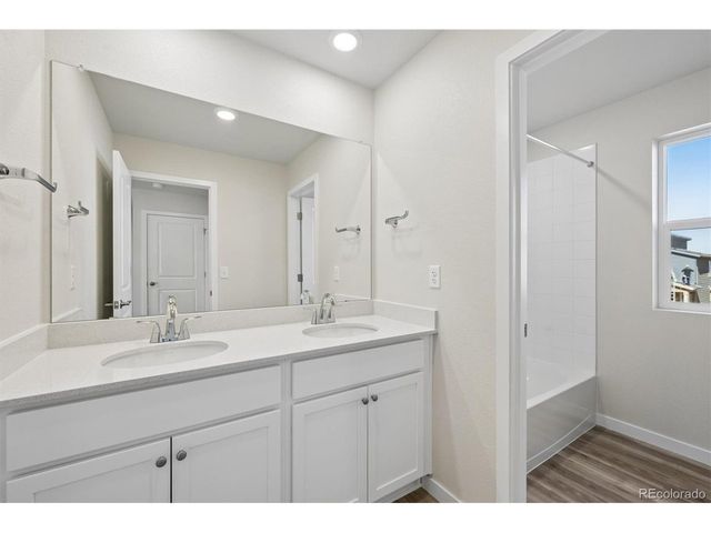 19094 E 93rd Dr, Commerce City, CO 80022