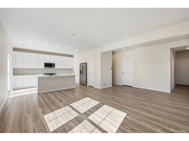 19094 E 93rd Dr, Commerce City, CO 80022