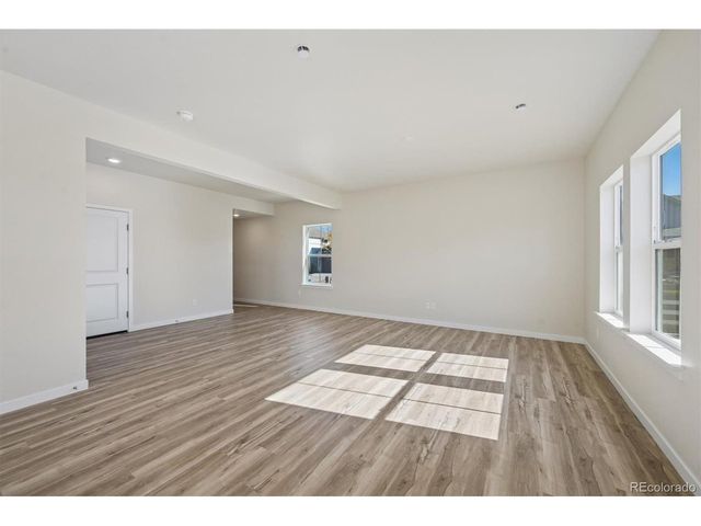 19094 E 93rd Dr, Commerce City, CO 80022