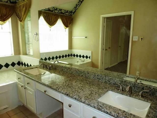 4542 Springfield Lakes Street, Sugar Land, TX 77479