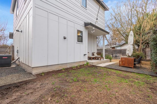 2706 Zaragosa ST 2, Austin, TX 78702