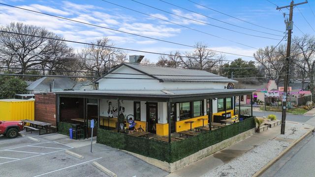 2706 Zaragosa ST 2, Austin, TX 78702