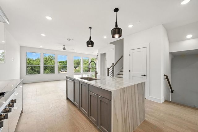 1364 Cherry Hills Lane, Irving, TX 75038