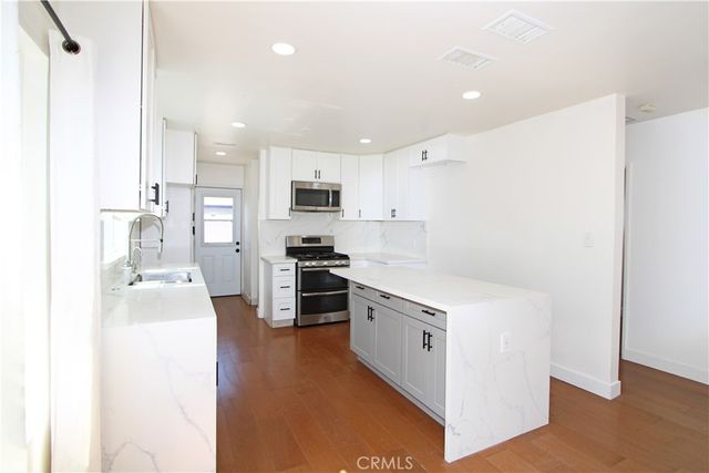 5234 Duncan, South Gate, CA 90280