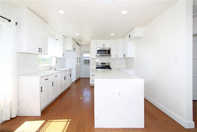 5234 Duncan, South Gate, CA 90280