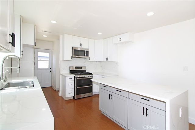 5234 Duncan, South Gate, CA 90280