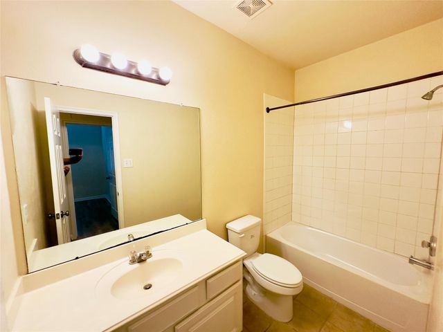 1919 Spring Cliff Court, Spring, TX 77373