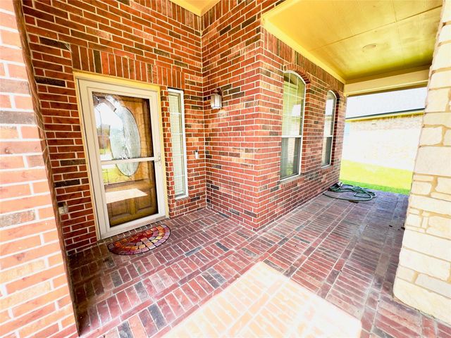 1919 Spring Cliff Court, Spring, TX 77373