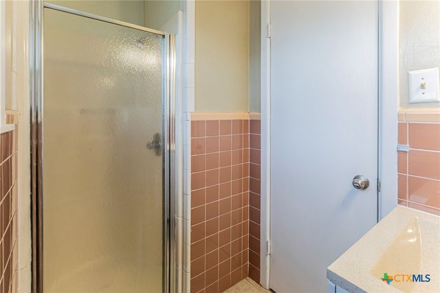 2502 Powell Drive, Gatesville, TX 76528