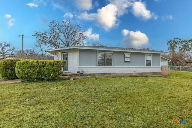 2502 Powell Drive, Gatesville, TX 76528