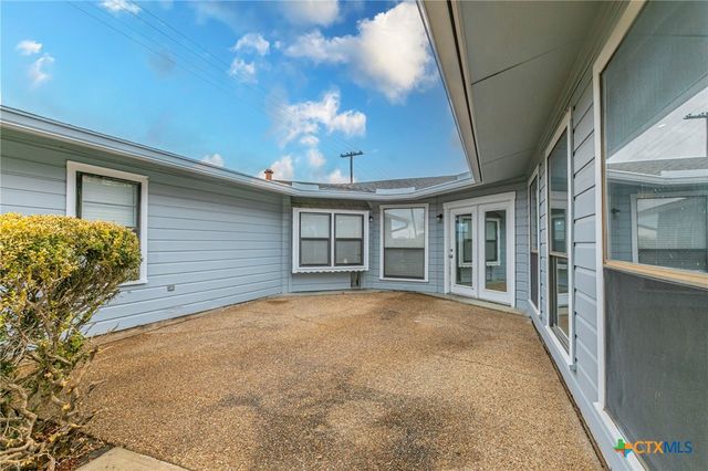 2502 Powell Drive, Gatesville, TX 76528