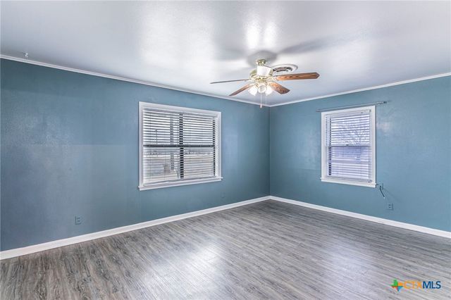 2502 Powell Drive, Gatesville, TX 76528