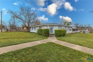 2502 Powell Drive, Gatesville, TX 76528