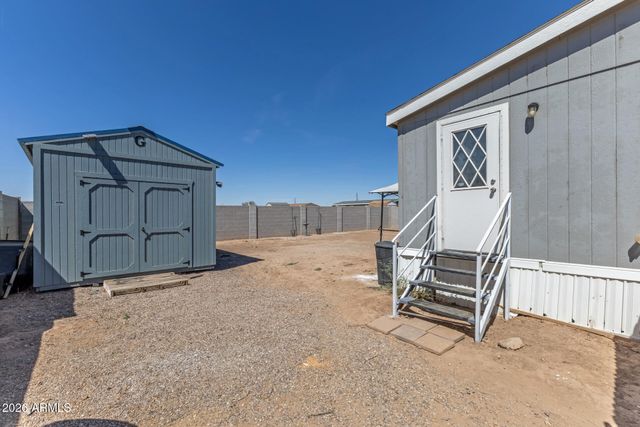 16316 S LUNAR Road, Arizona City, AZ 85123