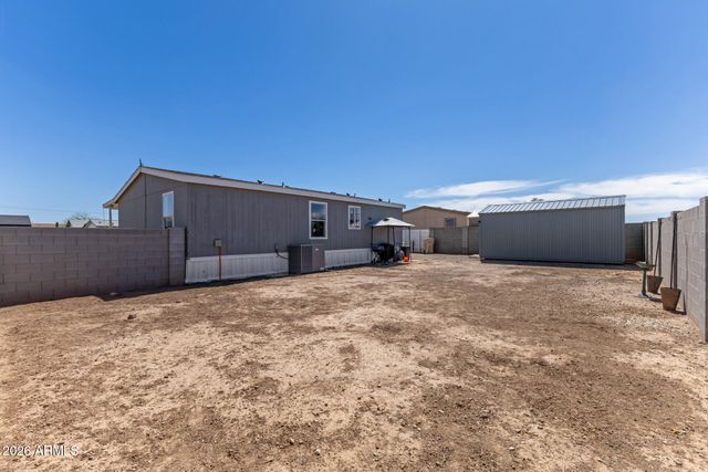 16316 S LUNAR Road, Arizona City, AZ 85123
