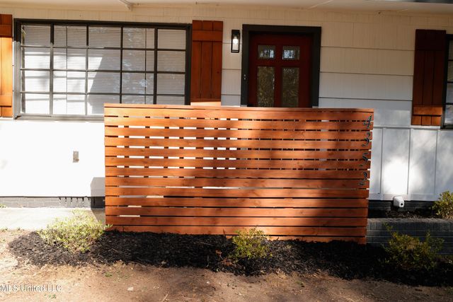 4352 Ridgewood Circle, Jackson, MS 39211