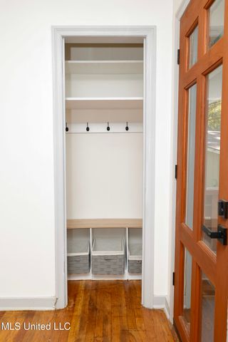 4352 Ridgewood Circle, Jackson, MS 39211