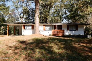 4352 Ridgewood Circle, Jackson, MS 39211