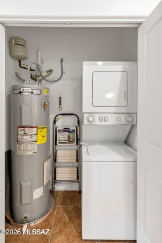2018 E River Rd Unit 201, Tucson, AZ 85718