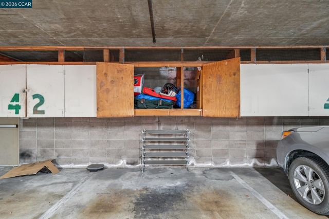 360 Vernon St 304, Oakland, CA 94610