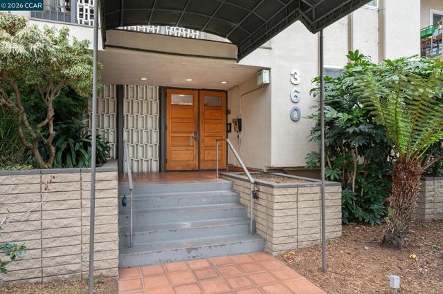 360 Vernon St 304, Oakland, CA 94610