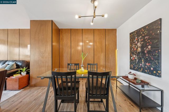 360 Vernon St 304, Oakland, CA 94610