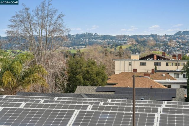 360 Vernon St 304, Oakland, CA 94610