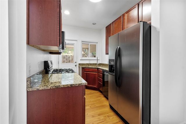 324 Merrimac Street, Mt Washington, PA 15211