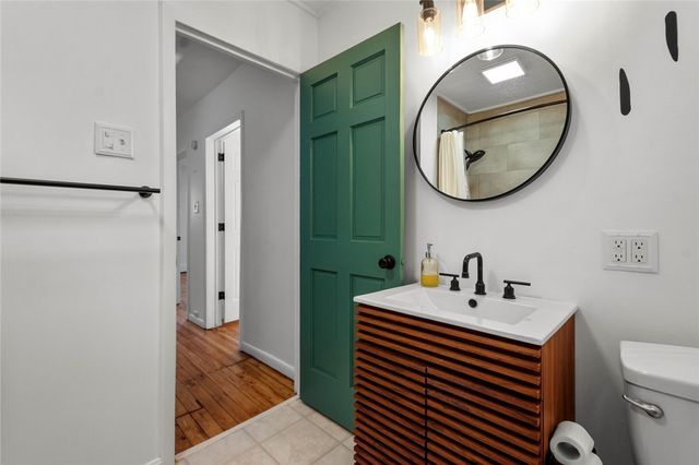 324 Merrimac Street, Mt Washington, PA 15211