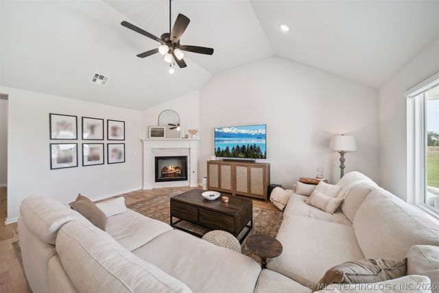 7410 N 159th East Avenue, Owasso, OK 74055