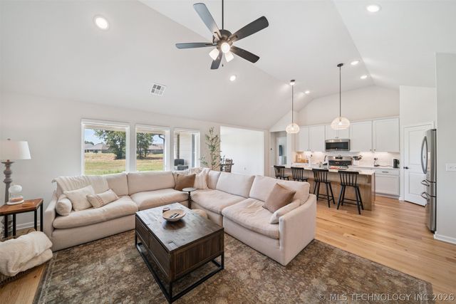 7410 N 159th East Avenue, Owasso, OK 74055