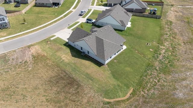 7410 N 159th East Avenue, Owasso, OK 74055