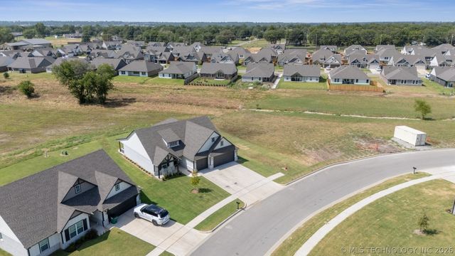 7410 N 159th East Avenue, Owasso, OK 74055