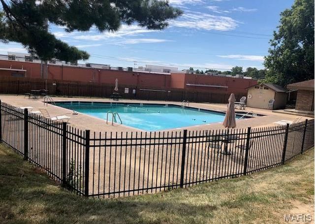9 Fairways Circle A, St Charles, MO 63303