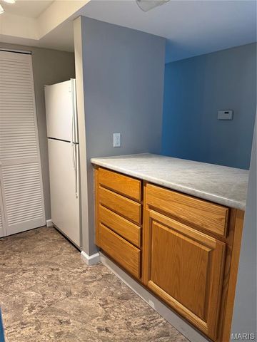 9 Fairways Circle A, St Charles, MO 63303